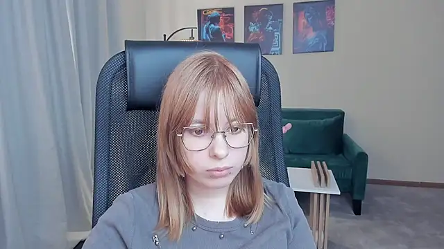 NiaHodge online show from March 2026 12:22:01 PM