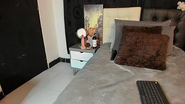 Snapshot of Vicky_Angeel chatting on April 2026 02:10:02 PM Vicky Angeel online show from April 2026 02:10:02 PM
