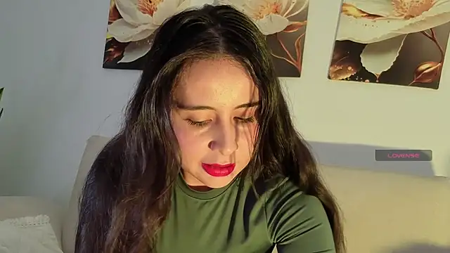 Viioletcollins online show from April 2026 02:53:02 AM