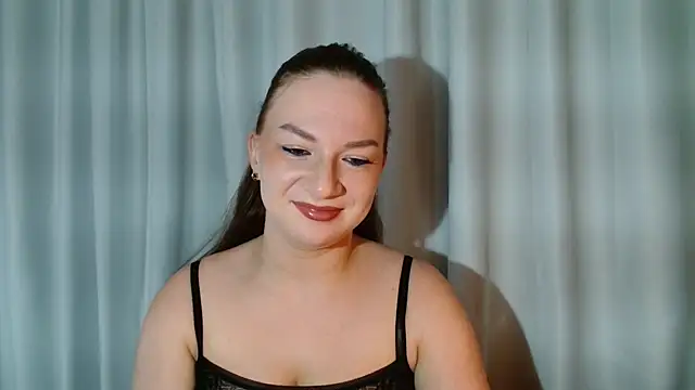 Snapshot of Belle_Fiesta chatting on April 2026 10:19:02 PM Belle Fiesta online show from April 2026 10:19:02 PM