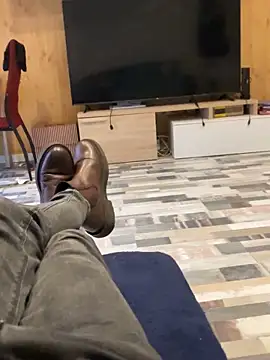 angeldeseo online show from March 2026 04:28:02 PM