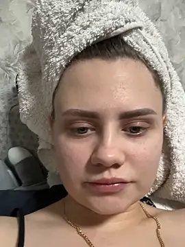 EliasynWoiues online show from March 2026 05:03:01 PM