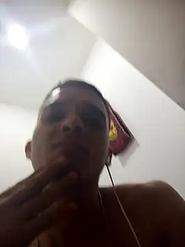 Snapshot of Chachiboo chatting on April 2026 11:14:02 AM Chachiboo online show from April 2026 11:14:02 AM