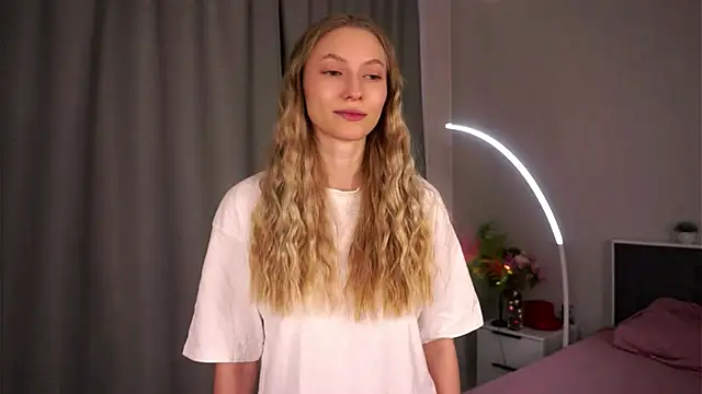 ShaeCoen online show from March 2026 05:12:02 AM