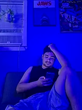 Snapshot of derek0_17 chatting on July 2026 05:06:01 AM derek0 17 online show from July 2026 05:06:01 AM