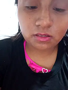 Snapshot of lunaxxx24 chatting on March 2026 04:40:02 AM lunaxxx24 online show from March 2026 04:40:02 AM