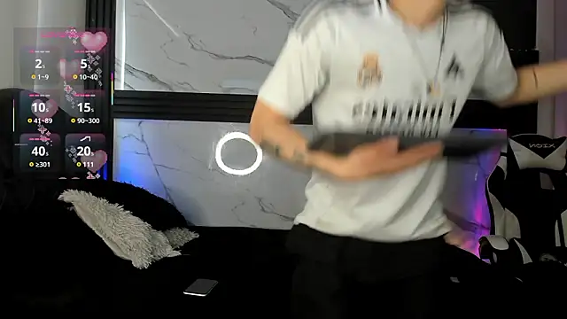 Snapshot of ThiagoFerrero_Hot chatting on March 2026 02:10:01 PM ThiagoFerrero Hot online show from March 2026 02:10:01 PM