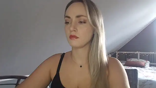 Snapshot of ScarlettSensitive chatting on July 2026 06:21:02 AM ScarlettSensitive online show from July 2026 06:21:02 AM