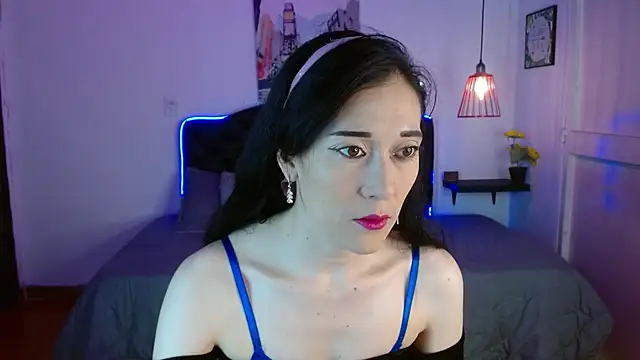 Mylu xx online show from May 2026 01:28:01 PM