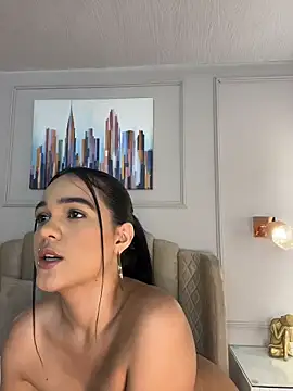 Bella-Ferrer online show from May 2026 06:59:01 PM