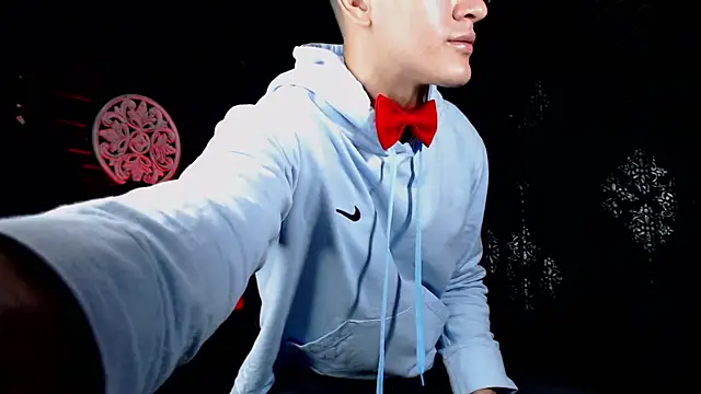 MilanDavid1 online show from April 2026 05:26:02 PM