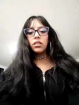 Snapshot of Natalia_27 chatting on March 2026 09:41:01 PM Natalia 27 online show from March 2026 09:41:01 PM