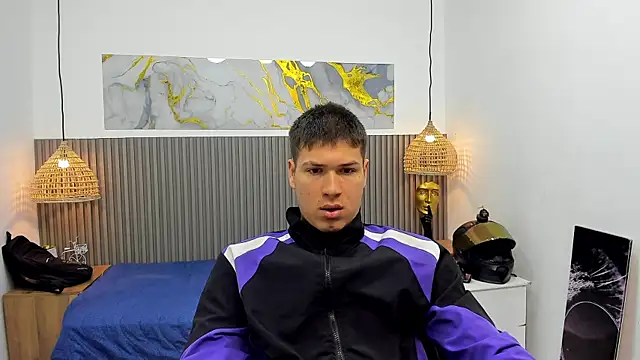 AlessandroFranco online show from July 2026 12:35:01 PM