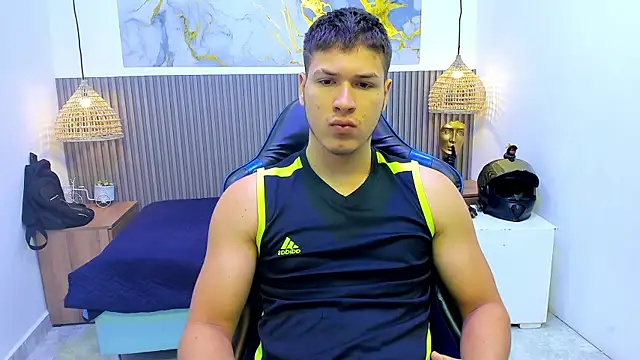 AlessandroFranco online show from July 2026 12:42:02 PM