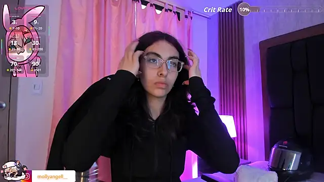 Molly A online show from June 2026 02:52:02 PM