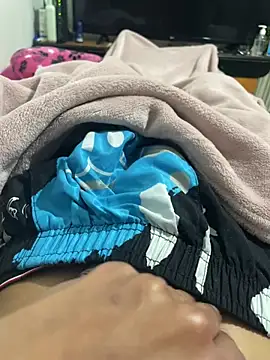 LeiAaron9810 online show from March 2026 12:37:02 AM