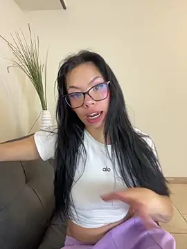 Queen Chanel XXX online show from March 2026 06:02:01 PM