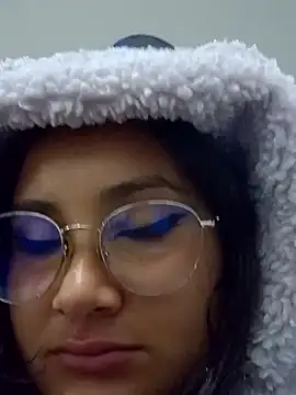 Liily Foxxy online show from March 2026 10:48:02 AM