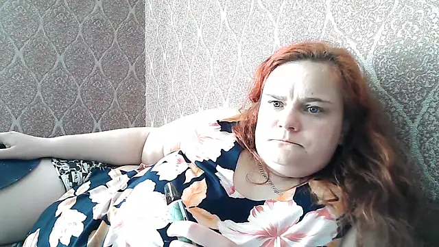 DollyGersonn online show from May 2026 12:12:01 PM