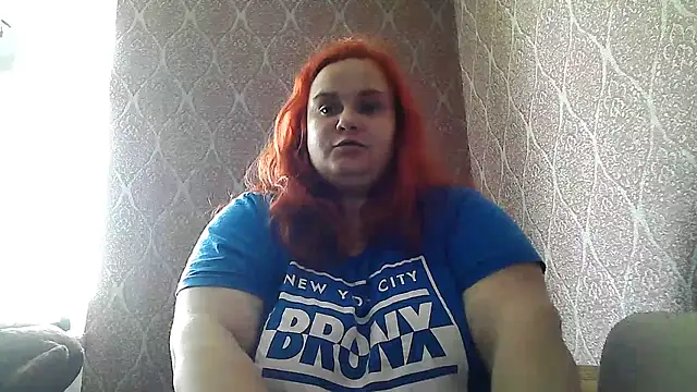 DollyGersonn online show from May 2026 07:37:02 AM
