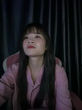 Cum-withyou online show from April 2026 04:04:02 PM