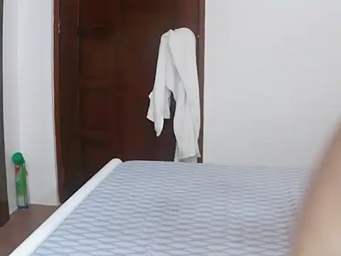 sexiesteyess online show from April 2026 02:24:02 AM
