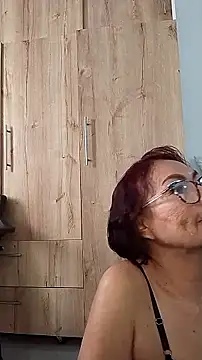 Snapshot of HOT_LATINA20 chatting on May 2026 10:15:02 PM HOT LATINA20 online show from May 2026 10:15:02 PM