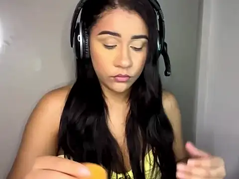 CarolyneSnellings online show from March 2026 03:37:02 PM