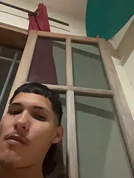 Carlitosd14 online show from March 2026 02:50:02 AM