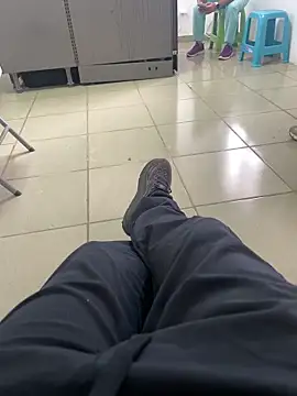 Carlitosd14 online show from March 2026 04:24:01 PM