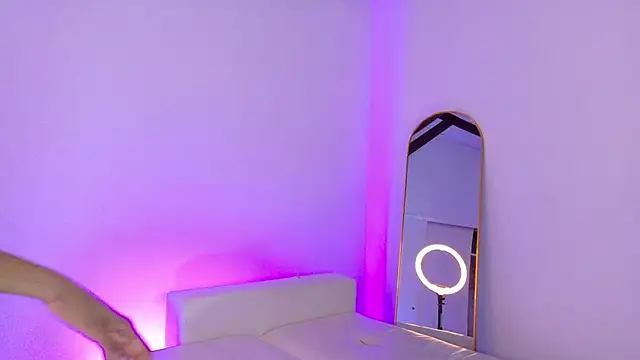 CathMeow  online show from April 2026 04:55:01 PM