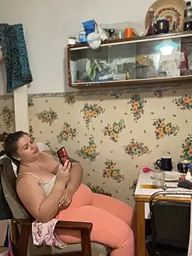 Nenssy555 online show from August 2026 06:51:02 PM