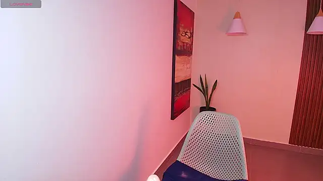 Astrid Black online show from March 2026 08:14:01 PM