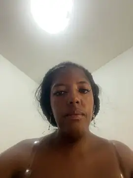 Snapshot of Brenda_hot27 chatting on May 2026 10:51:02 PM Brenda hot27 online show from May 2026 10:51:02 PM