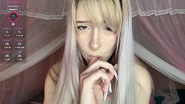 OnlyEva1 online show from June 2026 09:04:01 AM