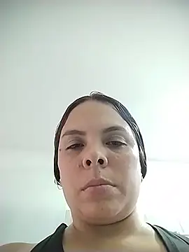 Emimly Rose online show from July 2026 06:48:01 PM