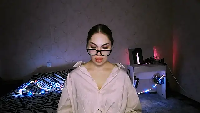 CherrySanyaro online show from March 2026 05:05:02 PM