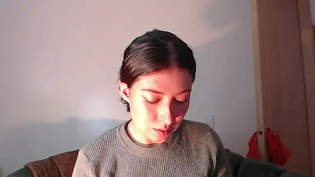 ivonny- online show from March 2026 09:19:02 PM