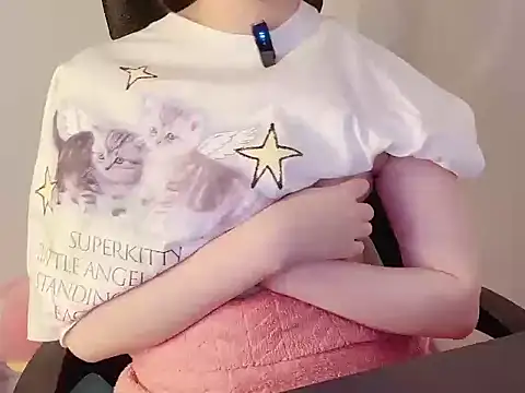 hunhun122 online show from April 2026 12:32:01 AM