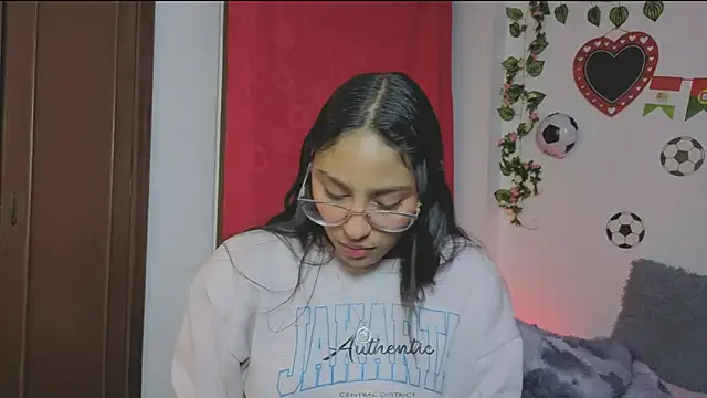 PaulaCutexs online show from July 2026 04:25:01 AM