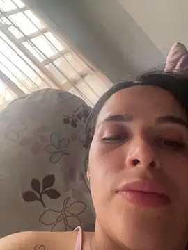 leila moretti online show from April 2026 10:29:02 PM