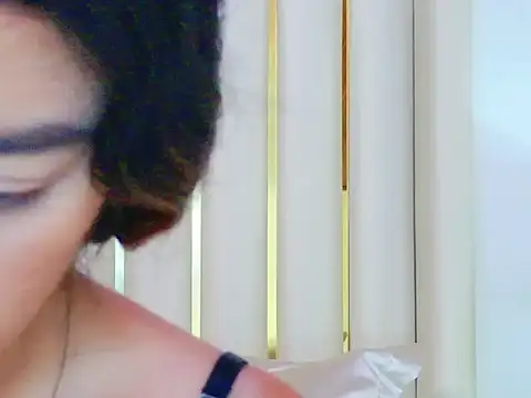 Snapshot of AnnieDesire chatting on May 2026 03:50:02 PM AnnieDesire online show from May 2026 03:50:02 PM