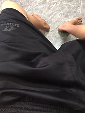 Huy484 online show from March 2026 04:28:02 AM