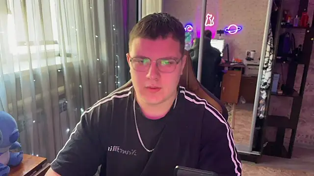 EricKnight1 online show from March 2026 07:59:02 AM