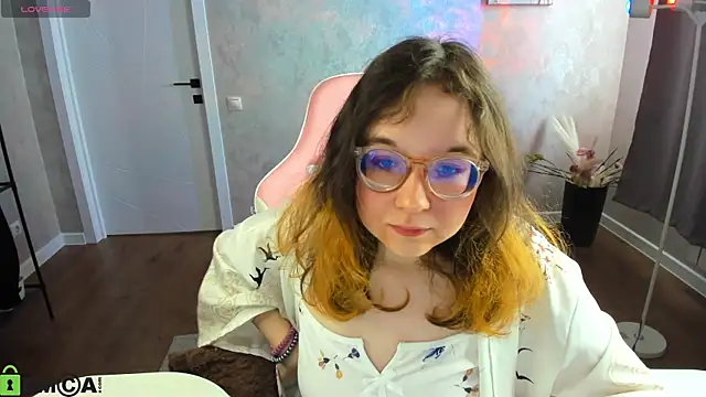 Aleks-caster online show from April 2026 01:18:02 AM