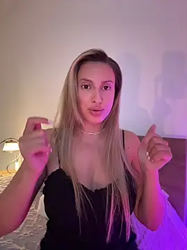EvaRyen  online show from June 2026 05:18:02 PM