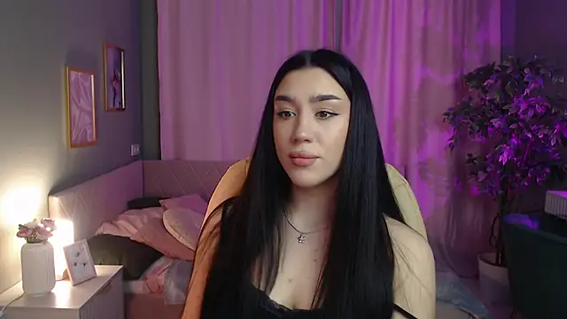 Winonna Ryder online show from March 2026 07:44:01 AM