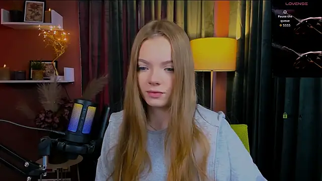 maddy moah online show from April 2026 05:01:02 AM