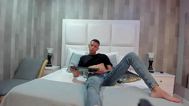 TadeoFostter online show from March 2026 12:10:01 PM