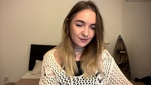 RoxyWet online show from April 2026 01:42:02 PM